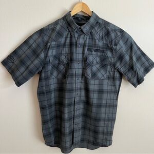 Harley-Davidson Men's Gray Plaid Shirt with snap buttons. Size Large